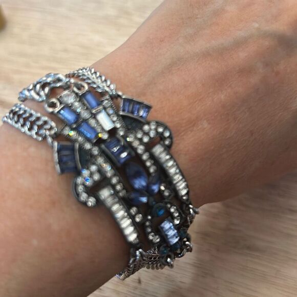 Chloe + Isabelle Long pearl necklace - Picture 4 of 5